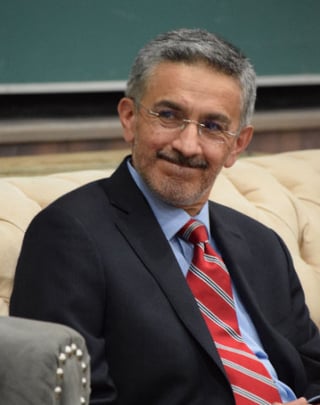 santiago_reinoso_catedra_carlos_llano.jpg